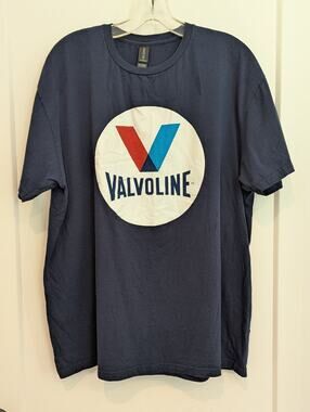 Valvoline Mens XL Navy Blue T-shirt Racing Machanic Garage Vtg Logo